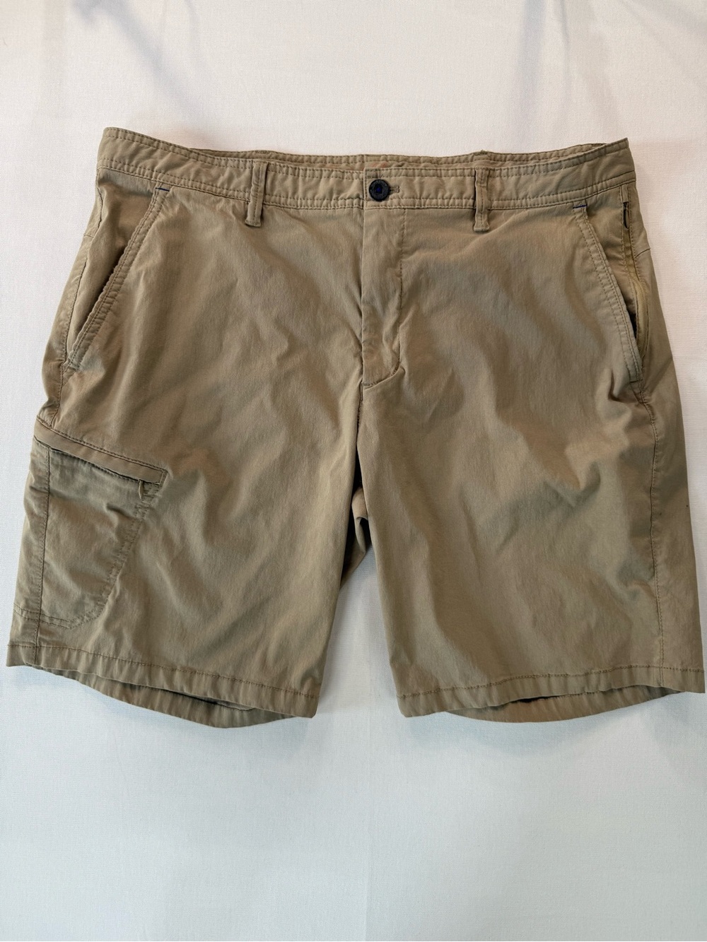 English Laundry Men's Khaki Cargo Shorts